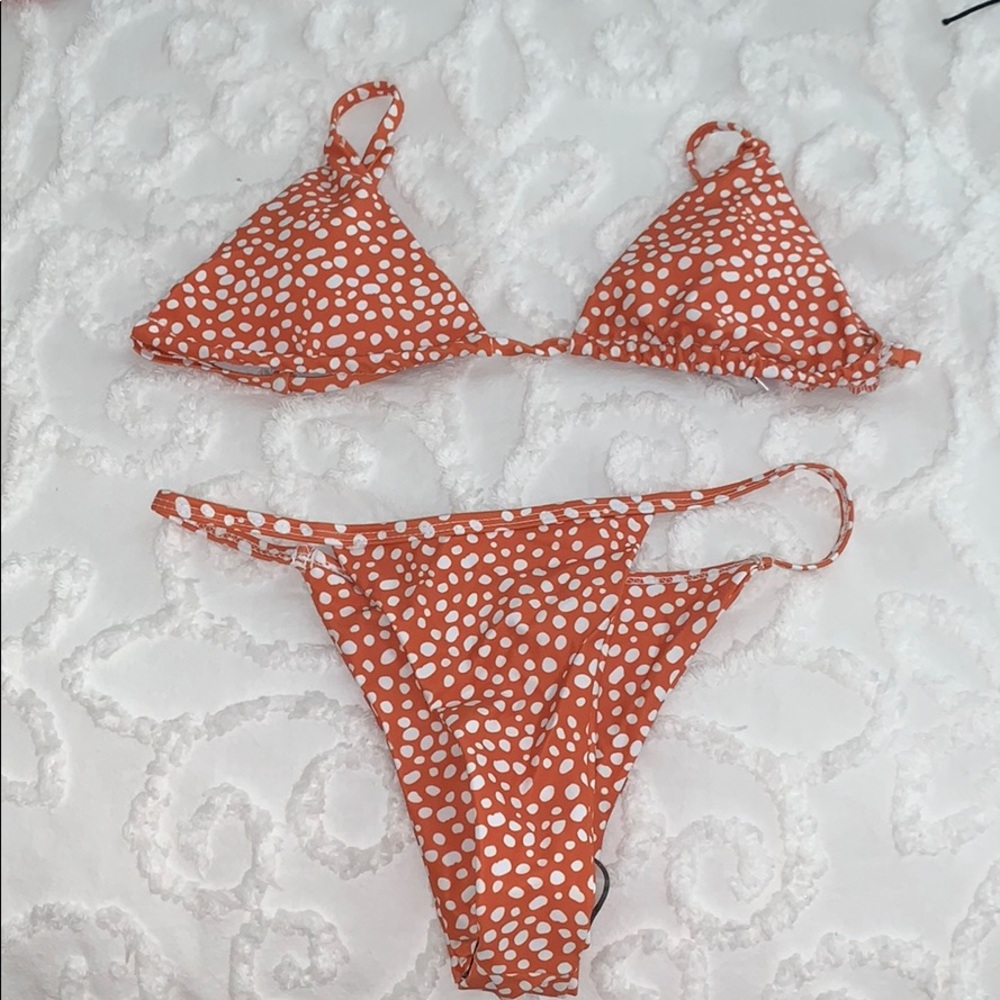 BRAND NEW Shein bikini, size small!